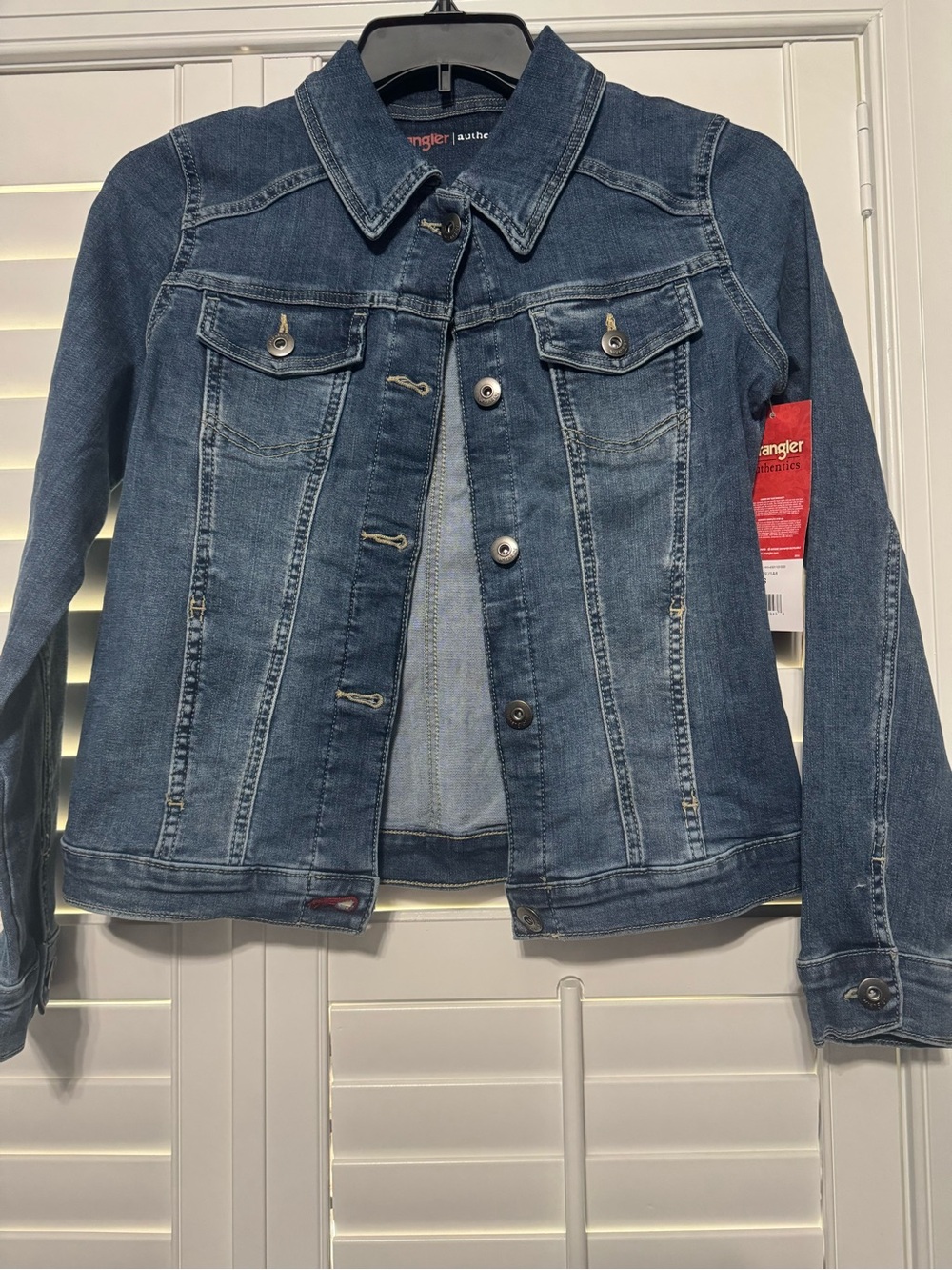 NWT authentic wrangler denim jacket, size small